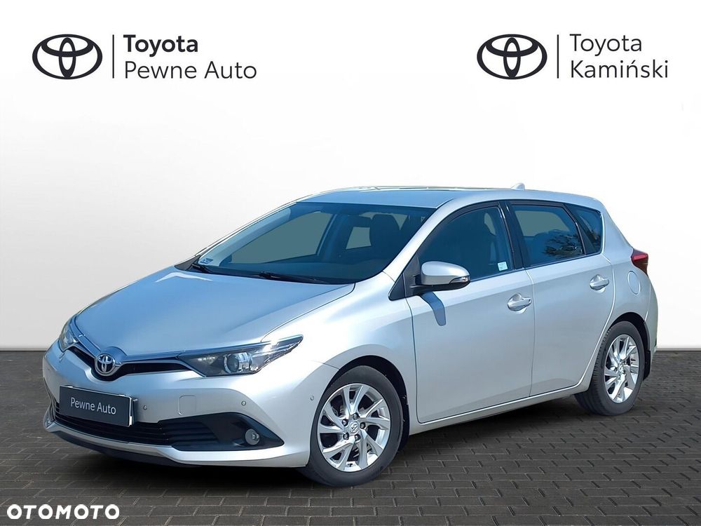 Toyota Auris 1.6 D-4D Premium - 1