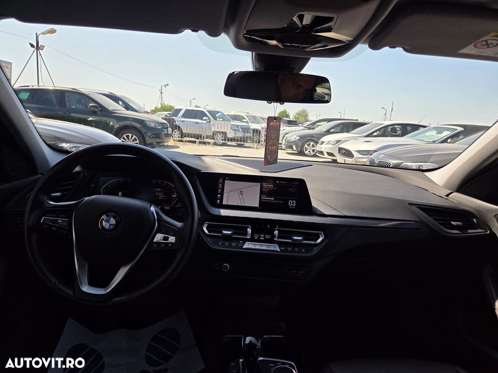 BMW Seria 1 118i Aut. Luxury Line - 8