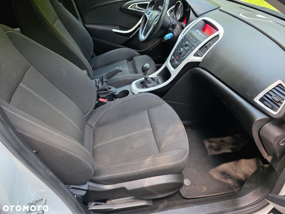 Opel Astra 1.4 T Sport EU6 - 10