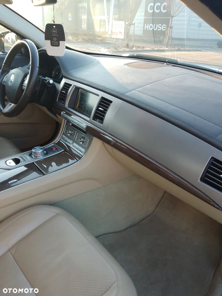 Jaguar XF 3.0 V6 S Premium Luxury - 12
