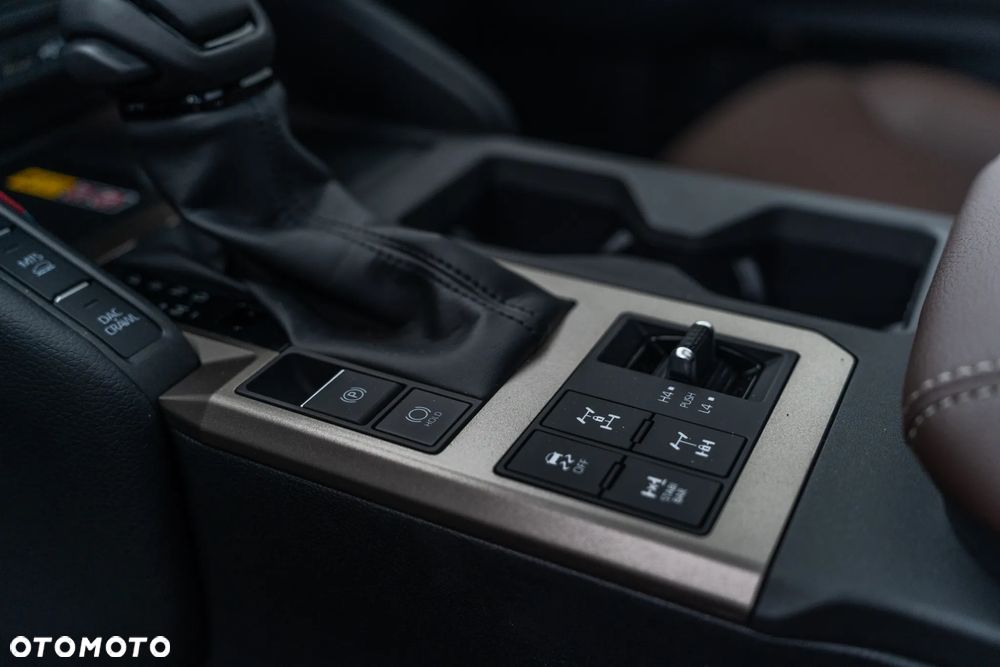 Toyota Land Cruiser LC 2.8 D-4D First Edition - 36