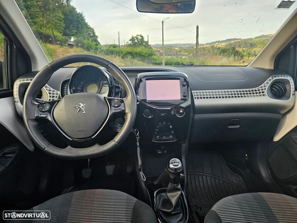 Peugeot 108 1.2 PureTech Allure - 17