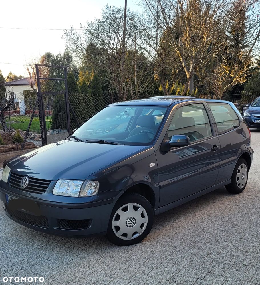 Volkswagen Polo 1.4 Basis - 1