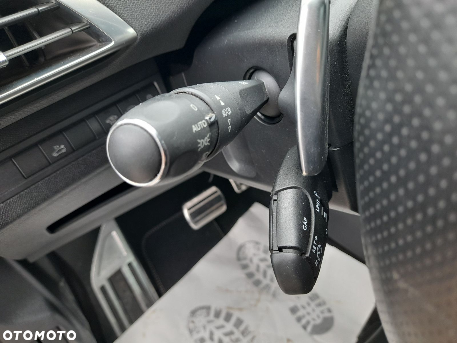 Peugeot 3008 - 14