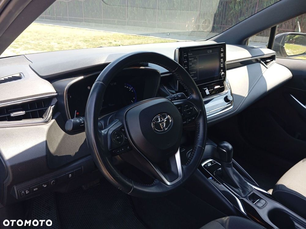 Toyota Corolla 1.8 Hybrid Comfort - 10