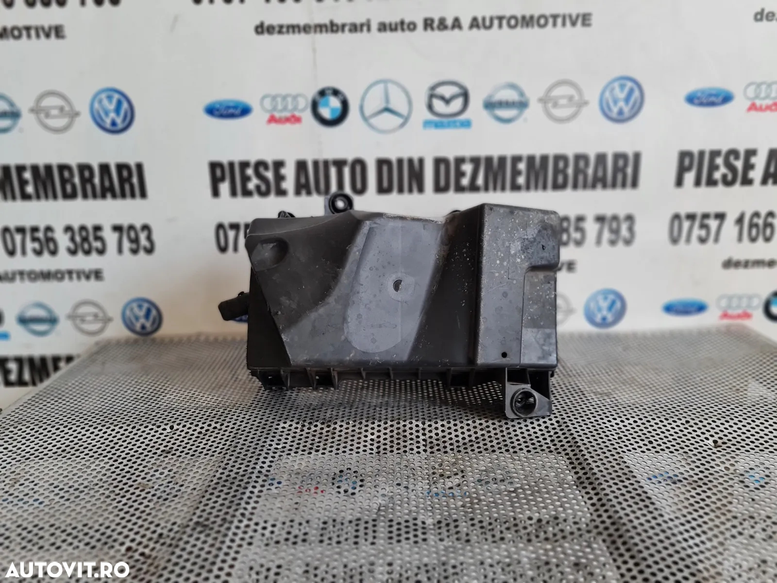 Carcasa Filtru Aer Vw Bora Golf 4 2.0 Benzina  - Dezmembrari Arad - 3
