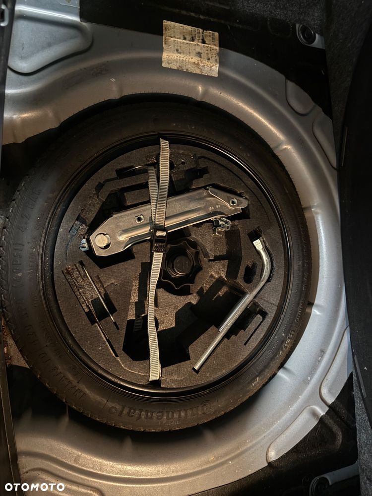 Volkswagen Golf - 16