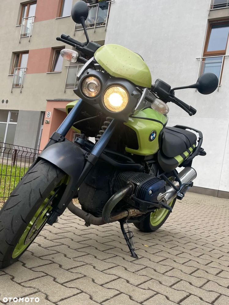 BMW R - 1