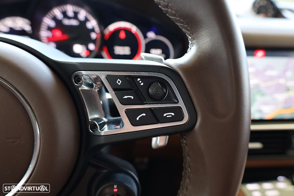 Porsche Cayenne Turbo - 29