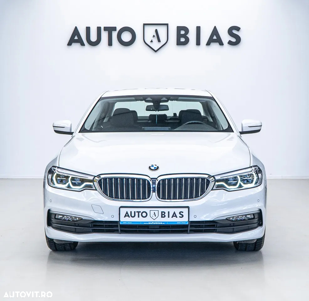 BMW Seria 5 520i Aut. Sport Line - 22