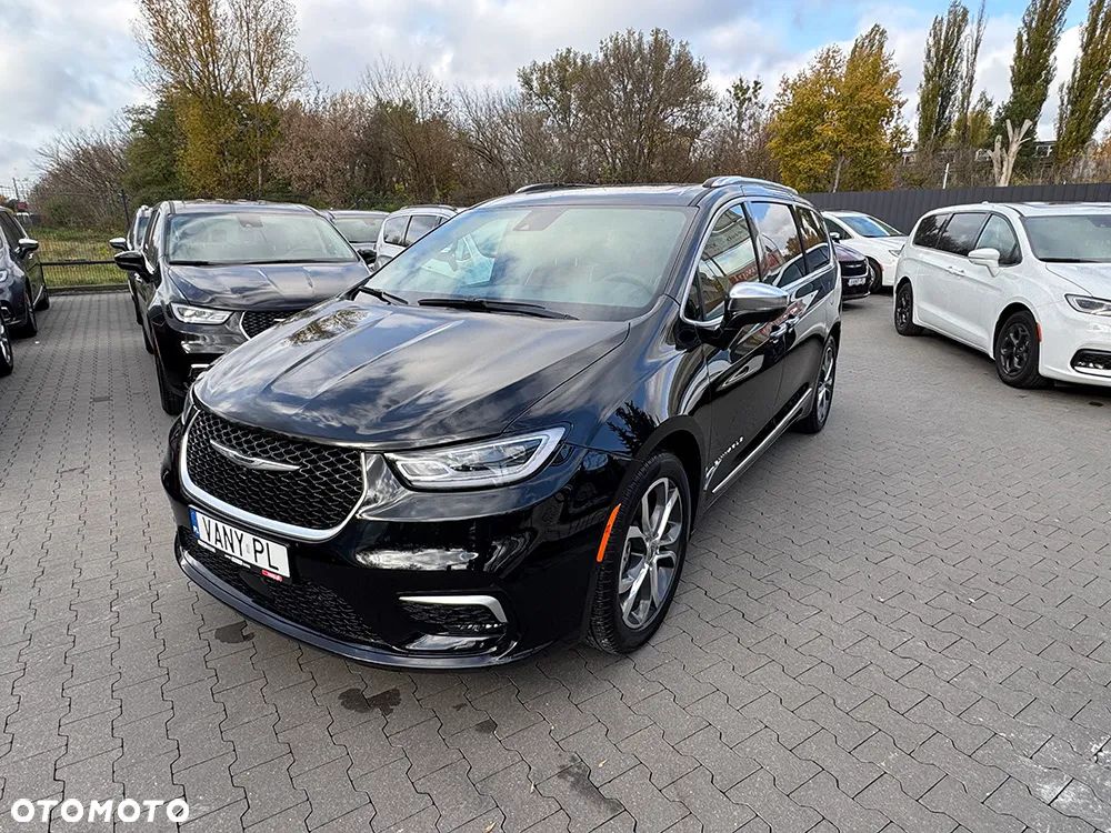 Chrysler Pacifica - 14