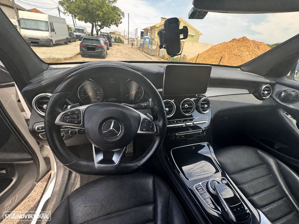 Mercedes-Benz GLC 220 d 4Matic 9G-TRONIC AMG Line - 6