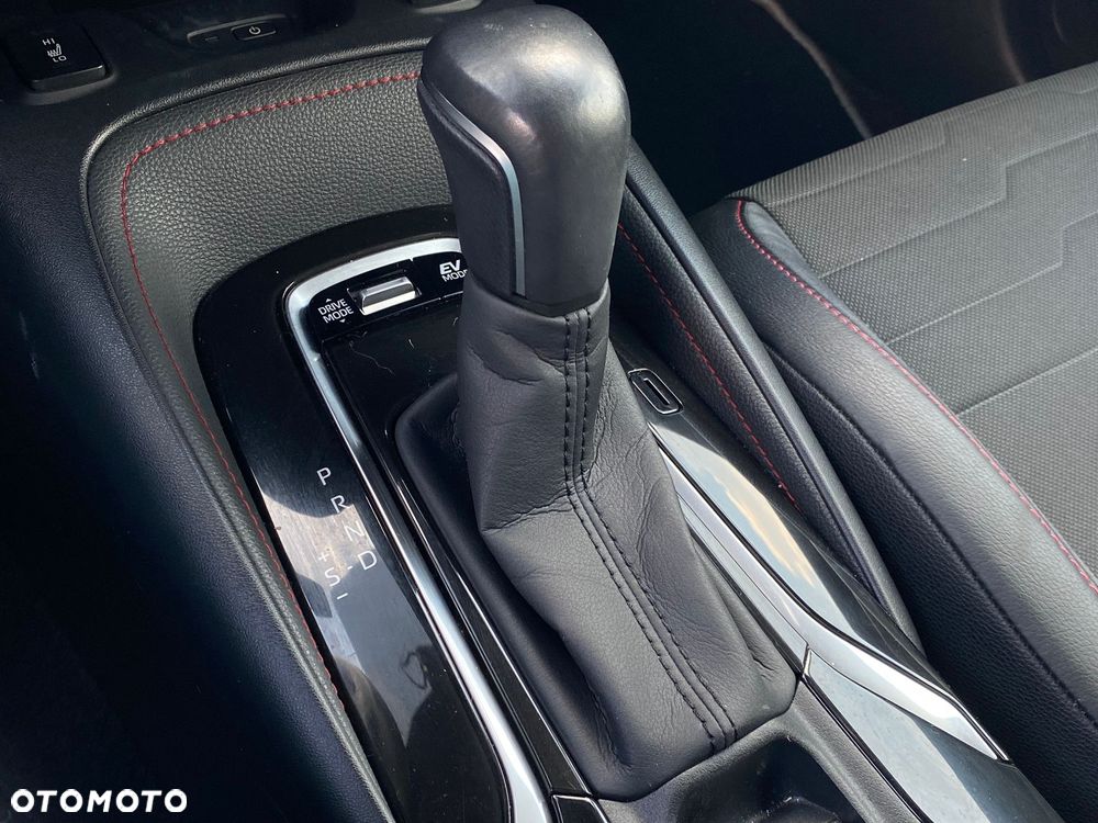 Toyota Corolla 2.0 Hybrid GR Sport - 25