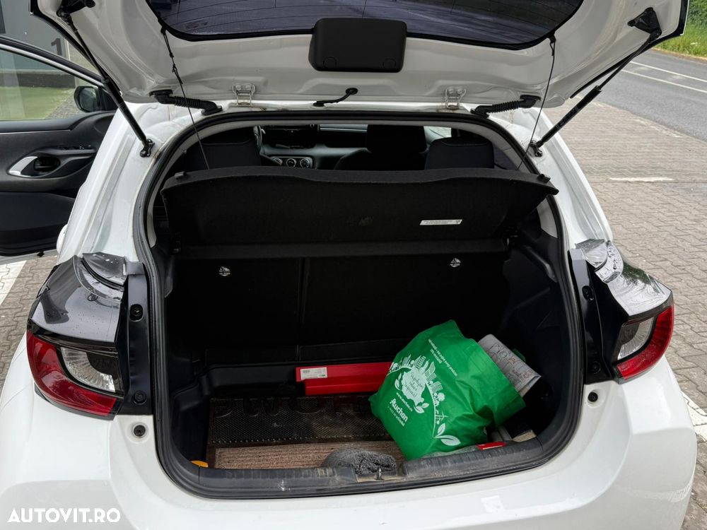 Toyota Yaris 1.5 L Active - 18