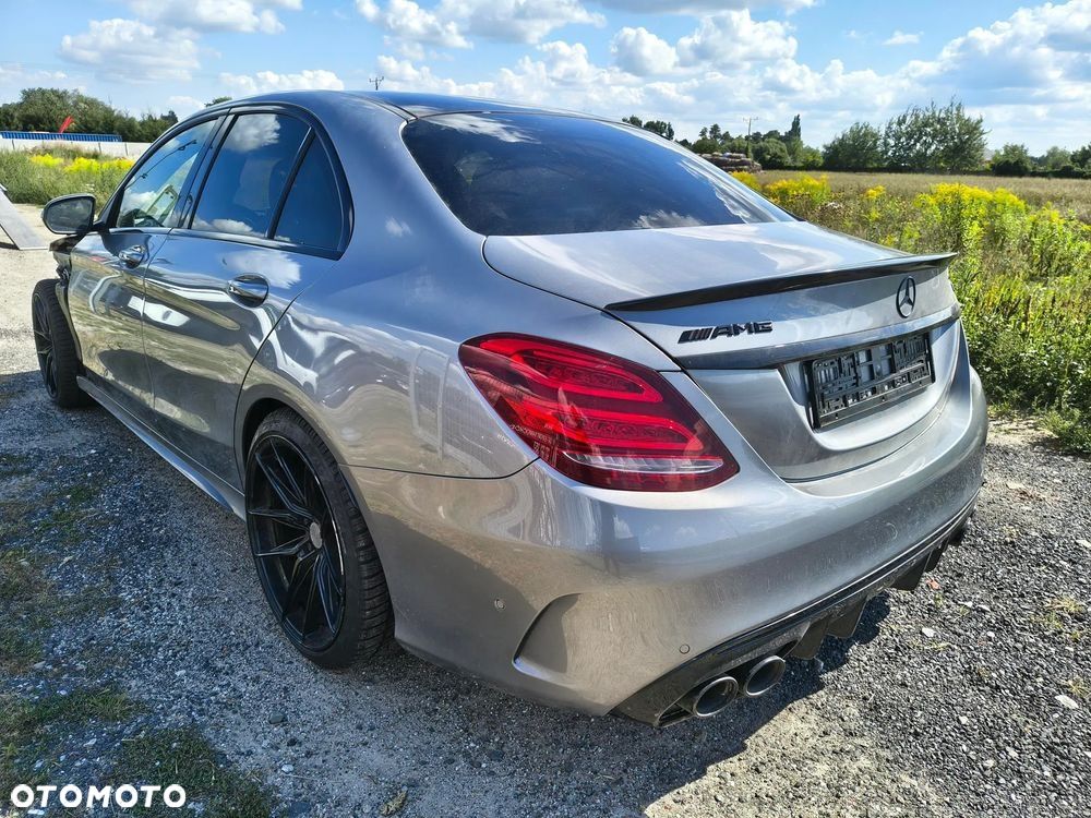 Mercedes-Benz Klasa C 450 AMG 4Matic 7G-TRONIC - 4