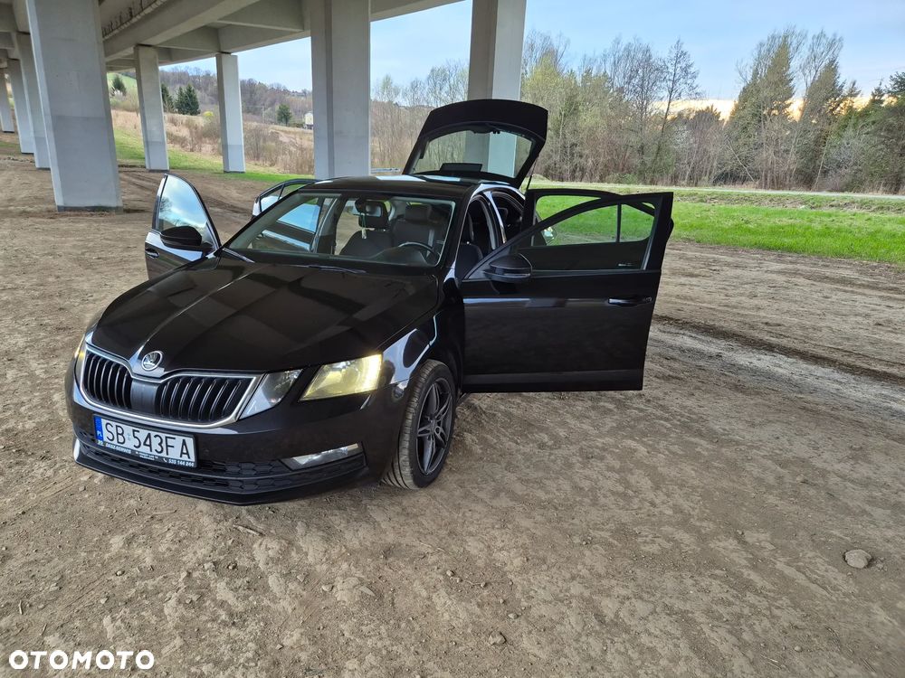 Skoda Octavia 1.6 TDI SCR Ambition - 8