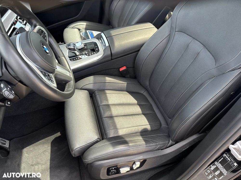 BMW X5 M M50i - 23