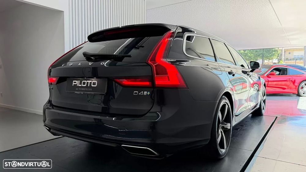 Volvo V90 - 10