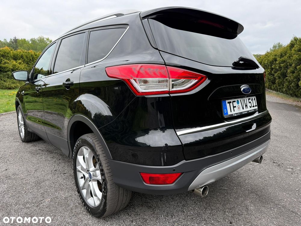Ford Kuga 2.0 TDCi 2x4 Titanium - 18