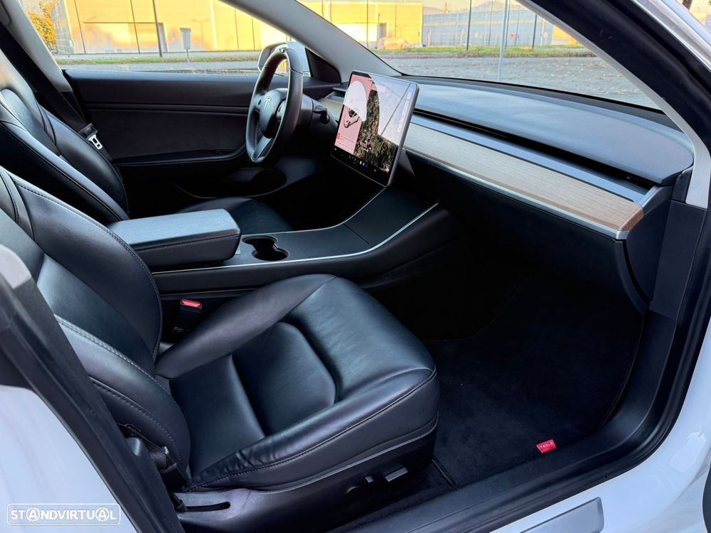 Tesla Model 3 Long Range AWD Dual Motor - 17