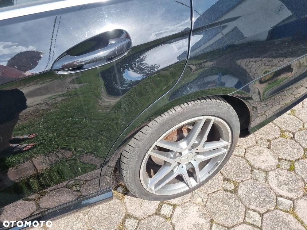 Mercedes-Benz Klasa E 350 CDI DPF 4Matic BlueEFFICIENCY 7G-TRONIC Avantgarde - 25
