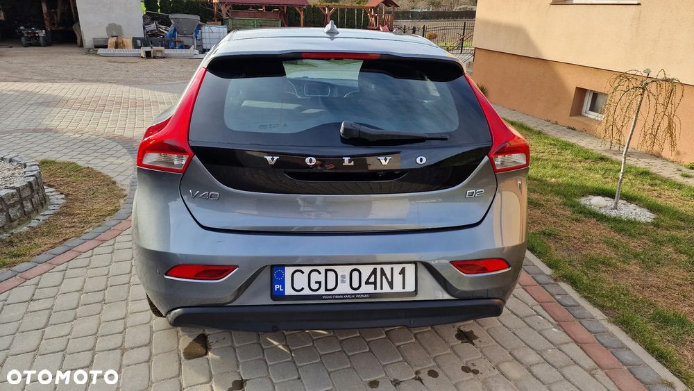 Volvo V40 D2 Geartronic Momentum - 15