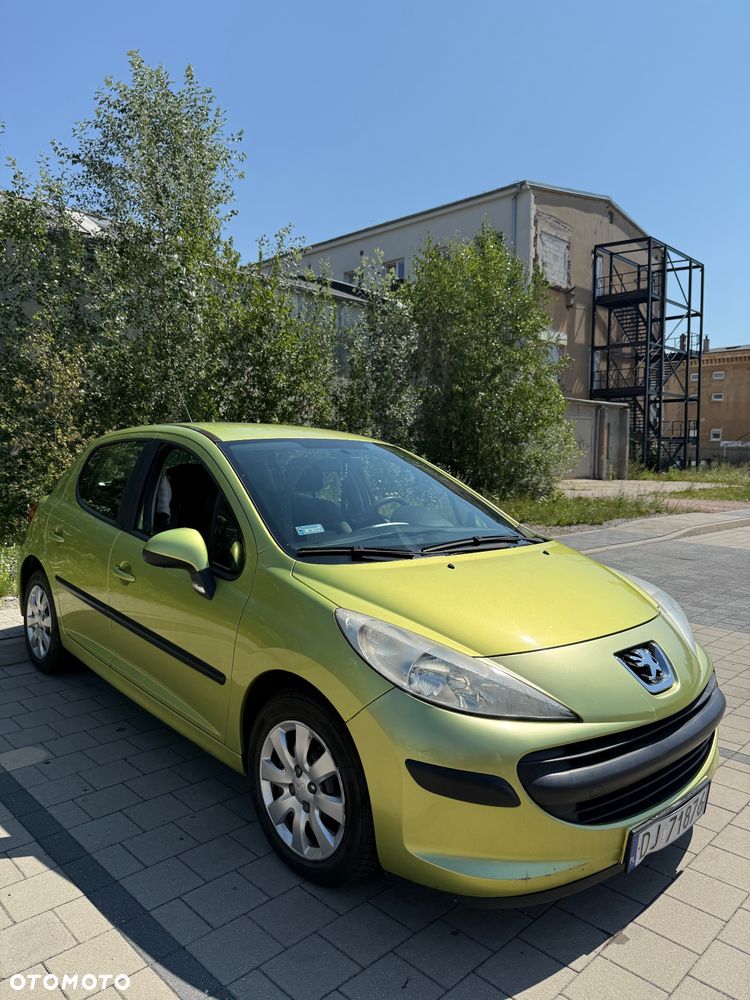 Peugeot 207 1.4 16V Presence