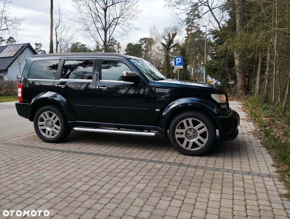 Dodge Nitro 4.0 V6 RT - 3
