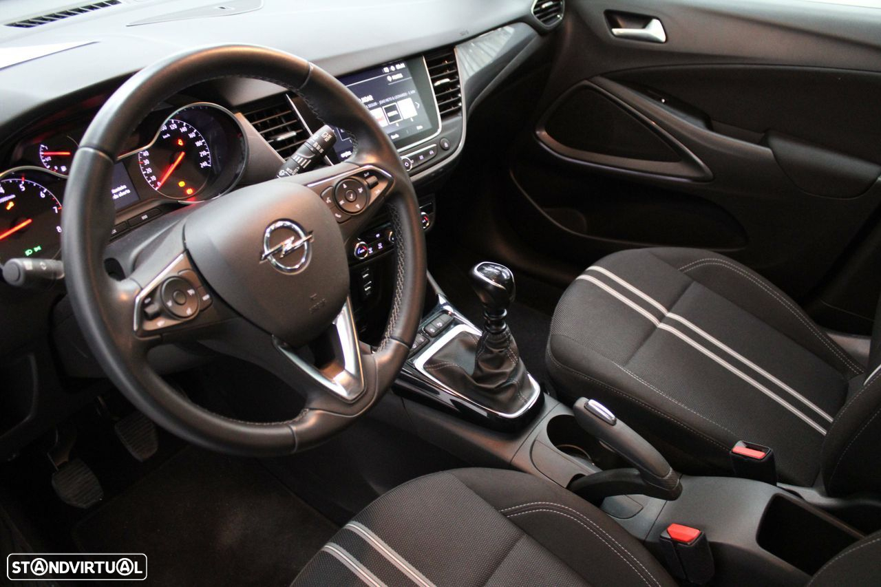 Opel Crossland X - 11