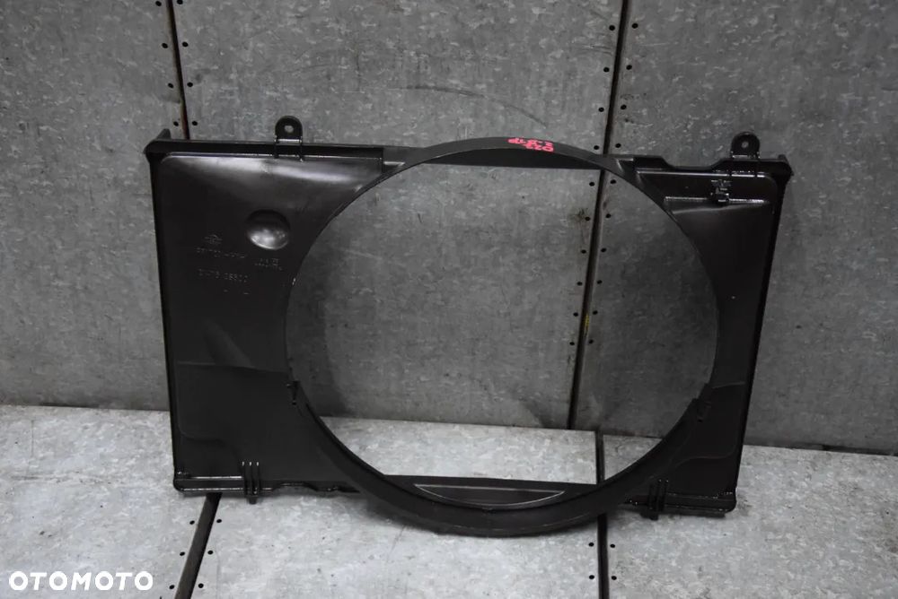 NISSAN NAVARA D22 3.0 TD OBUDOWA WENTYLATORA - 1