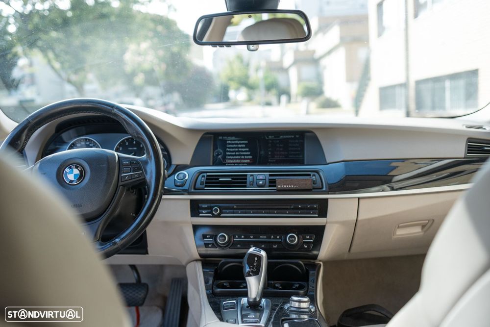 BMW 528 i Aut. Luxury Line - 7