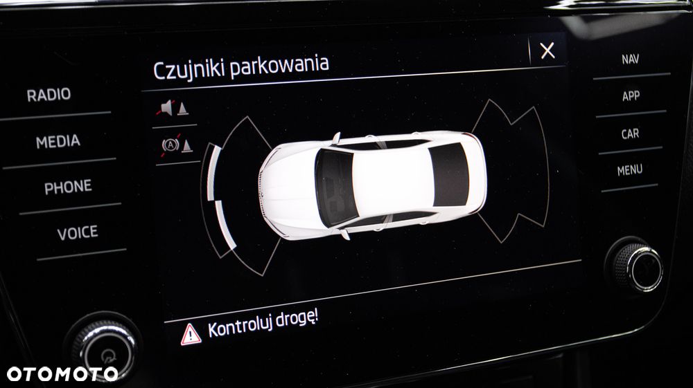 Skoda Superb 2.0 TDI SCR Ambition - 20
