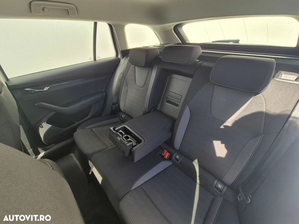 Skoda Octavia 2.0 TDI Ambition - 11