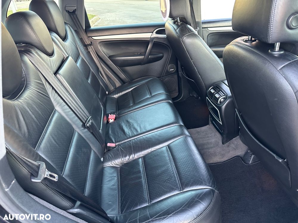 Porsche Cayenne - 20
