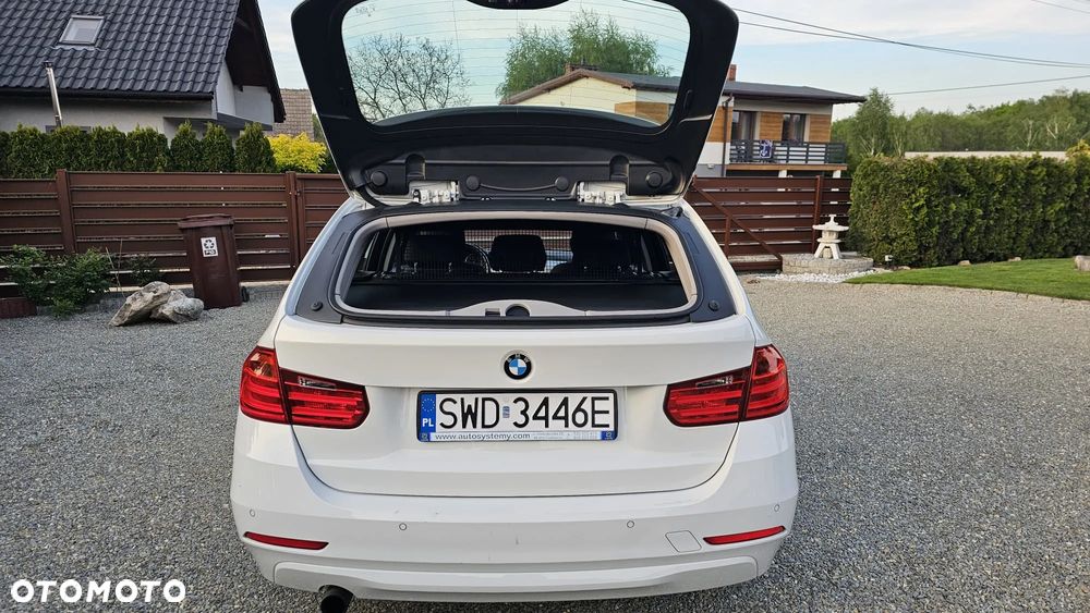 BMW Seria 3 - 12