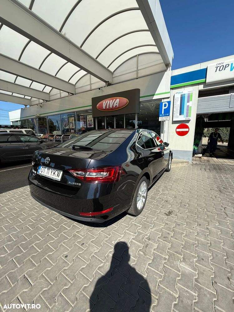 Skoda Superb 1.6 TDI DSG Active - 4