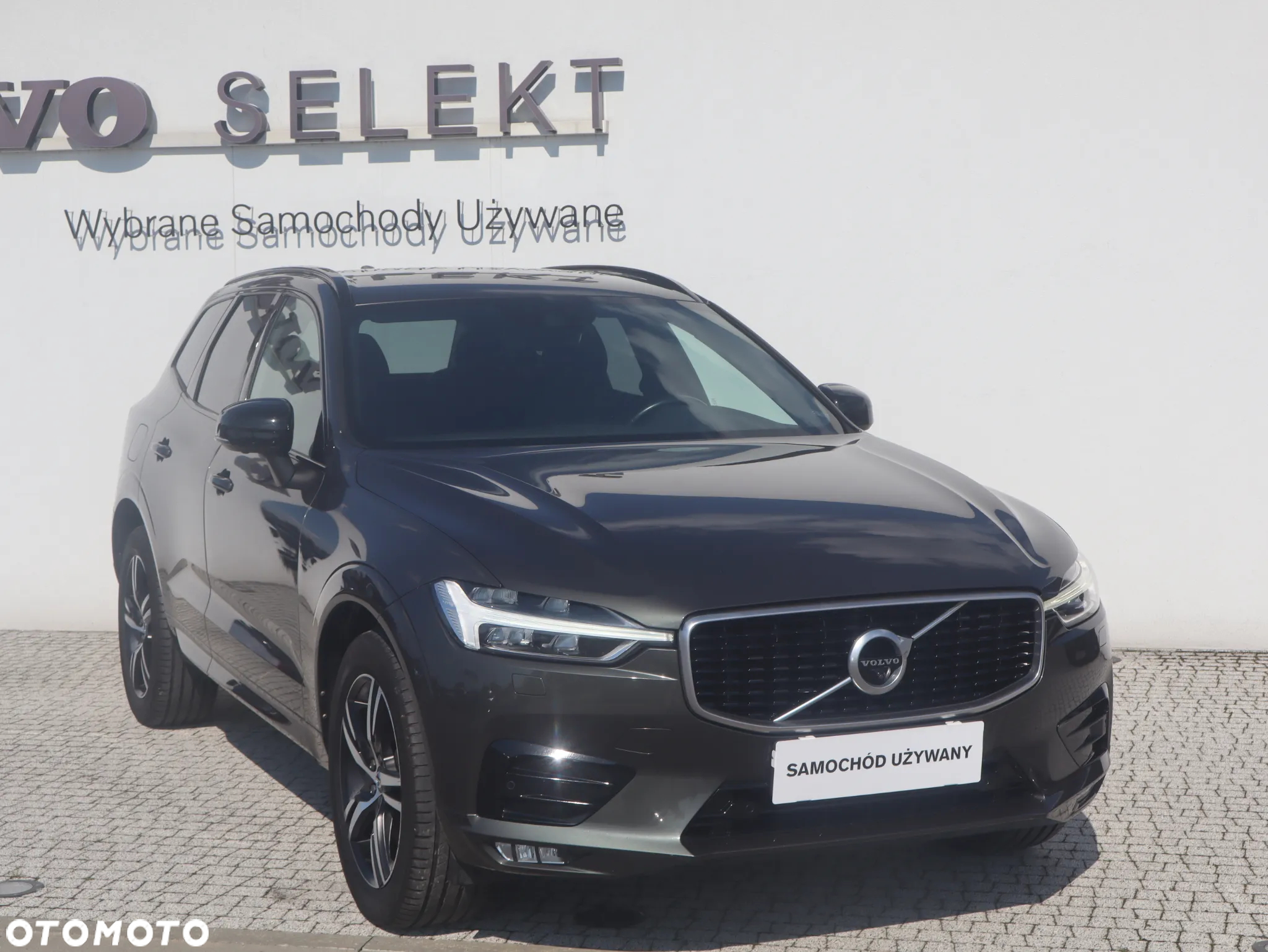 Volvo XC 60 B5 D AWD R-Design - 9