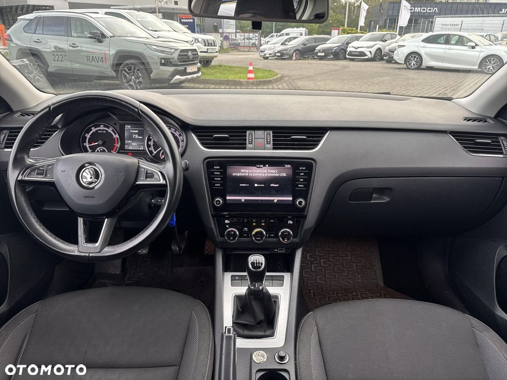 Skoda Octavia 1.5 TSI ACT Ambition - 10