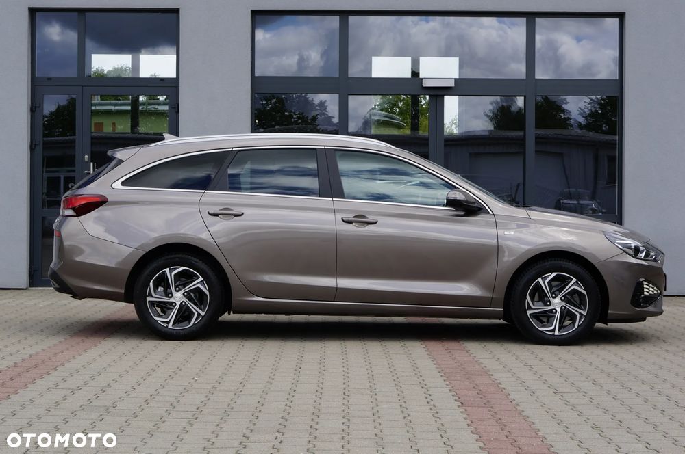 Hyundai i30 1.5 T-GDI 48V Comfort DCT - 5