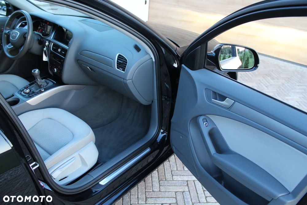 Audi A4 Avant - 26