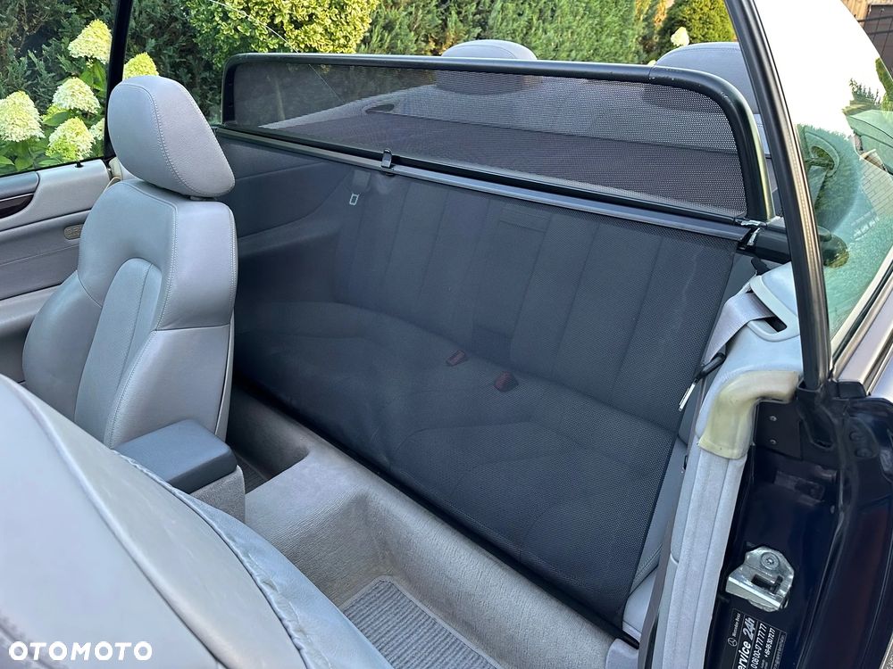 Mercedes-Benz CLK - 30