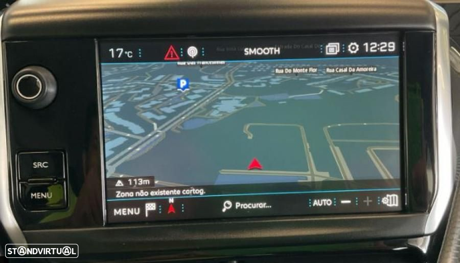 Peugeot 208 1.5 BlueHDi Signature - 4