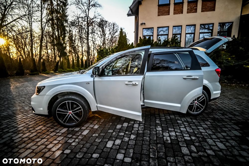 Fiat Freemont 2.0 Multijet 16V DPF Automatik Allrad Black Code - 2