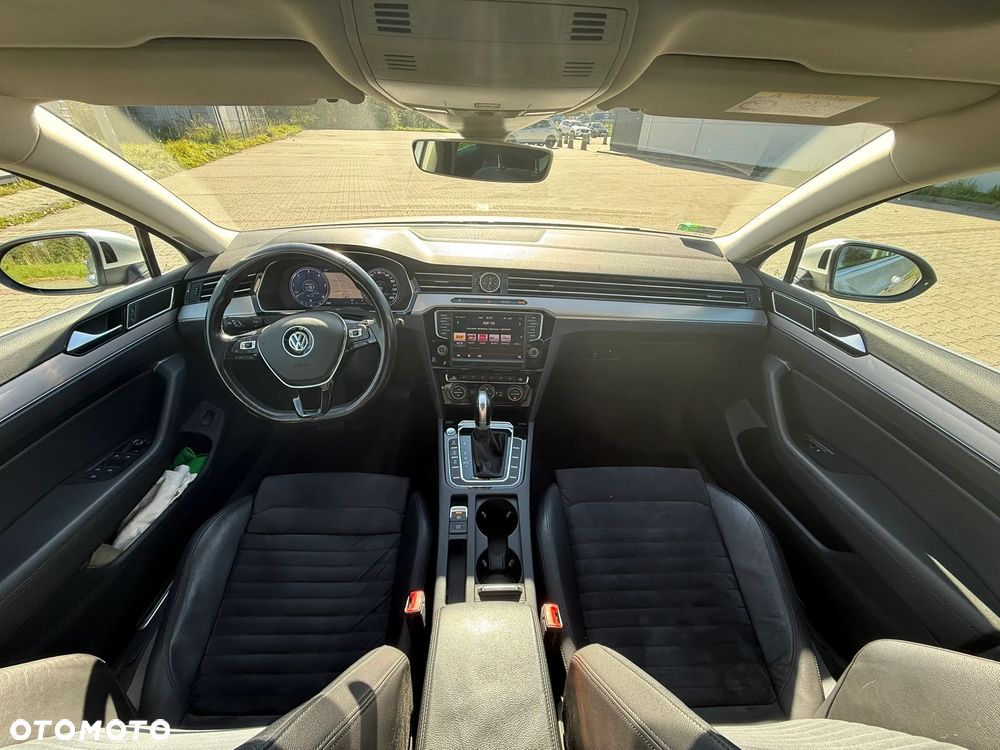 Volkswagen Passat - 15