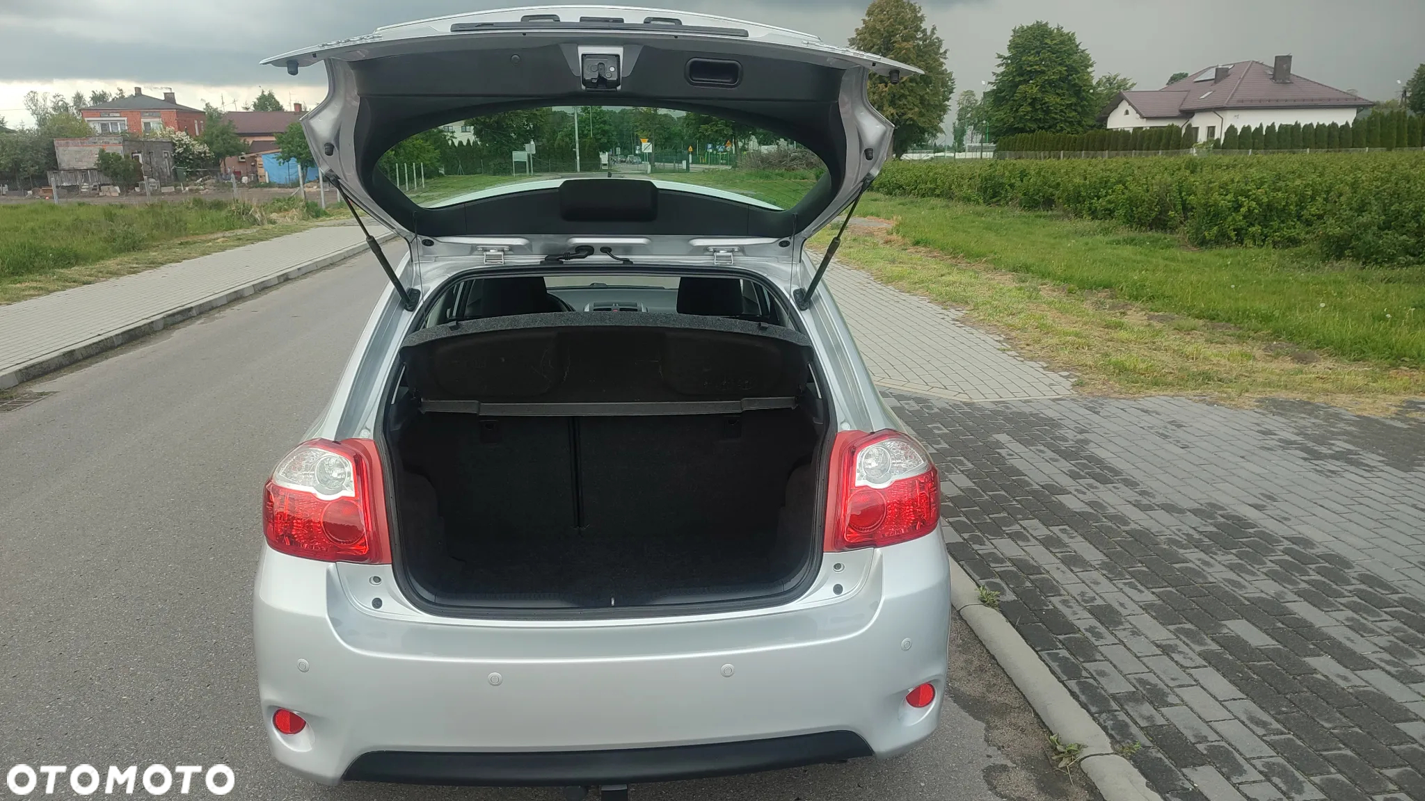 Toyota Auris 1.6 Luna - 17