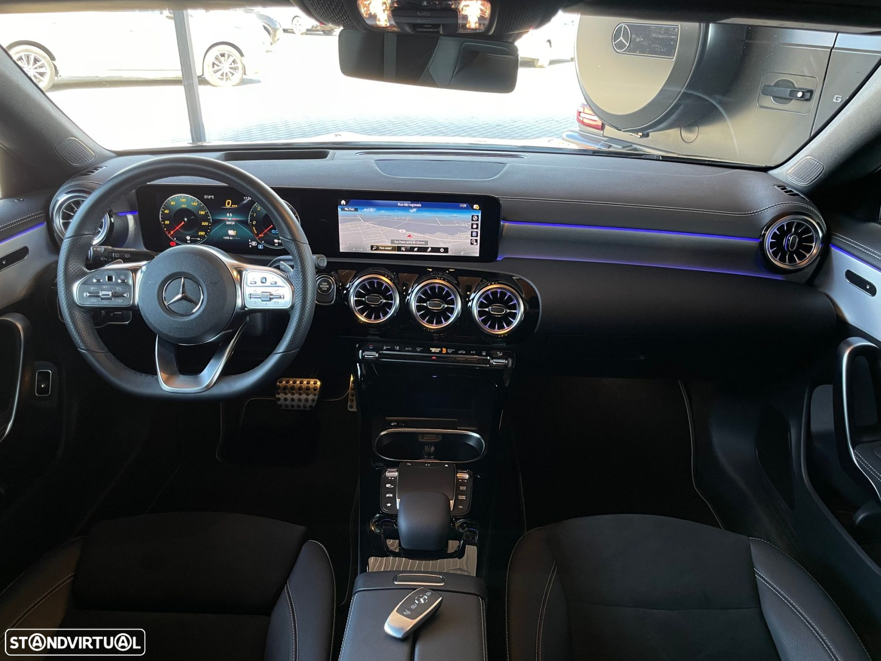 Mercedes-Benz CLA 250 e Shooting Brake AMG Line - 19