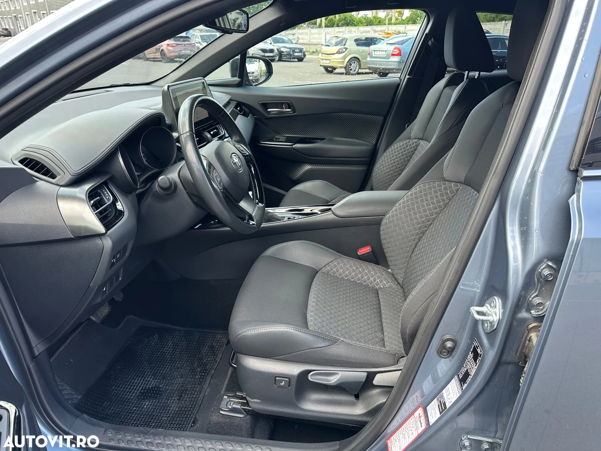 Toyota C-HR - 20