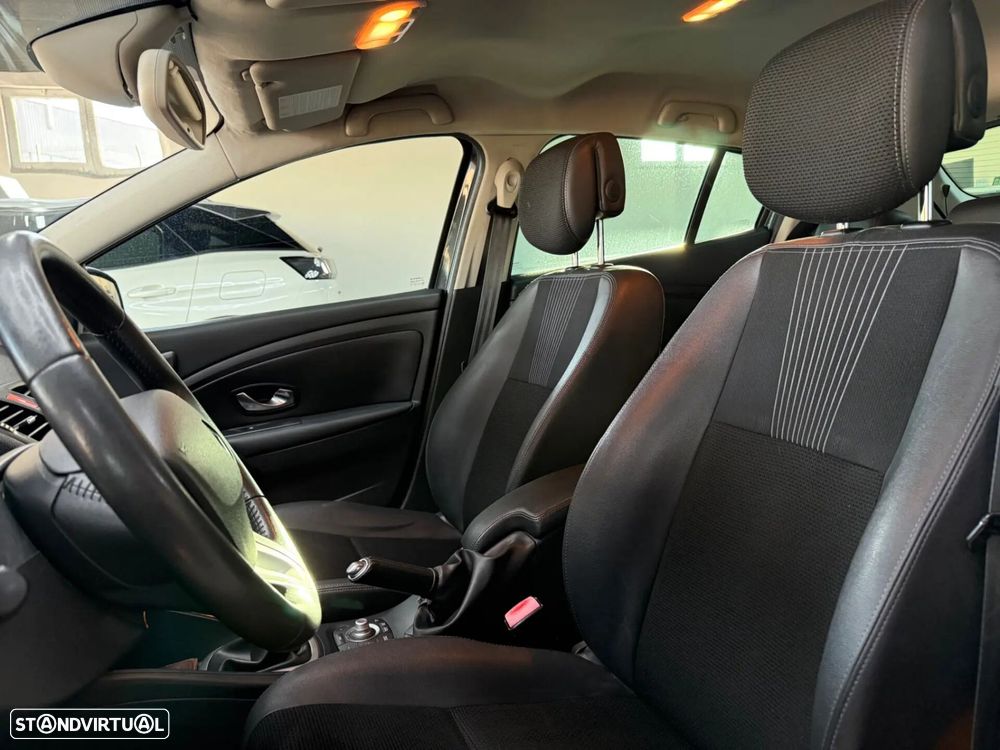 Renault Mégane 1.5 dCi Luxe SS - 10