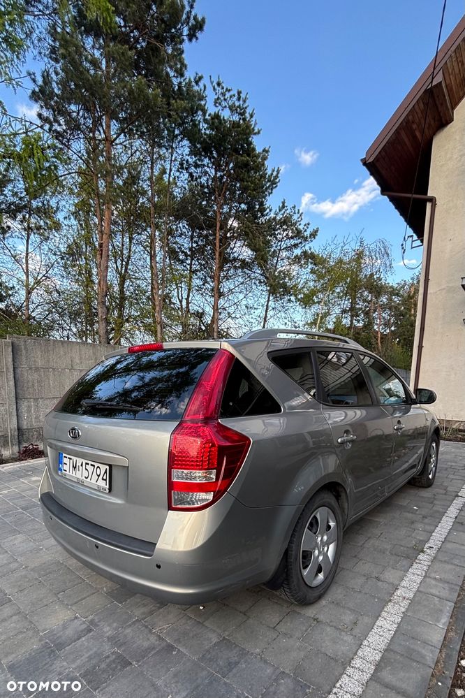 Kia Ceed 1.6 Crdi M - 4