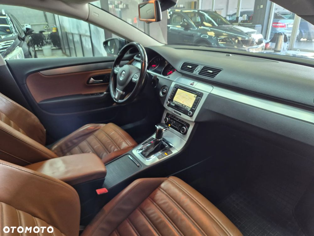 Volkswagen Passat CC 1.8 TSI DSG - 12